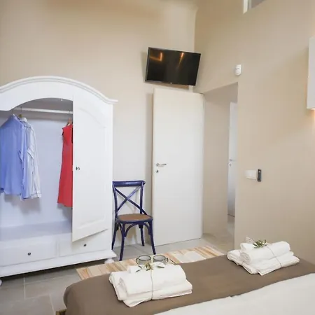 Donna Lucia - Dimore & Pool