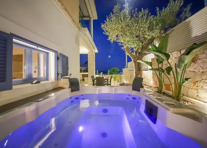 Donna Lucia - Dimore & Pool * Monopoli